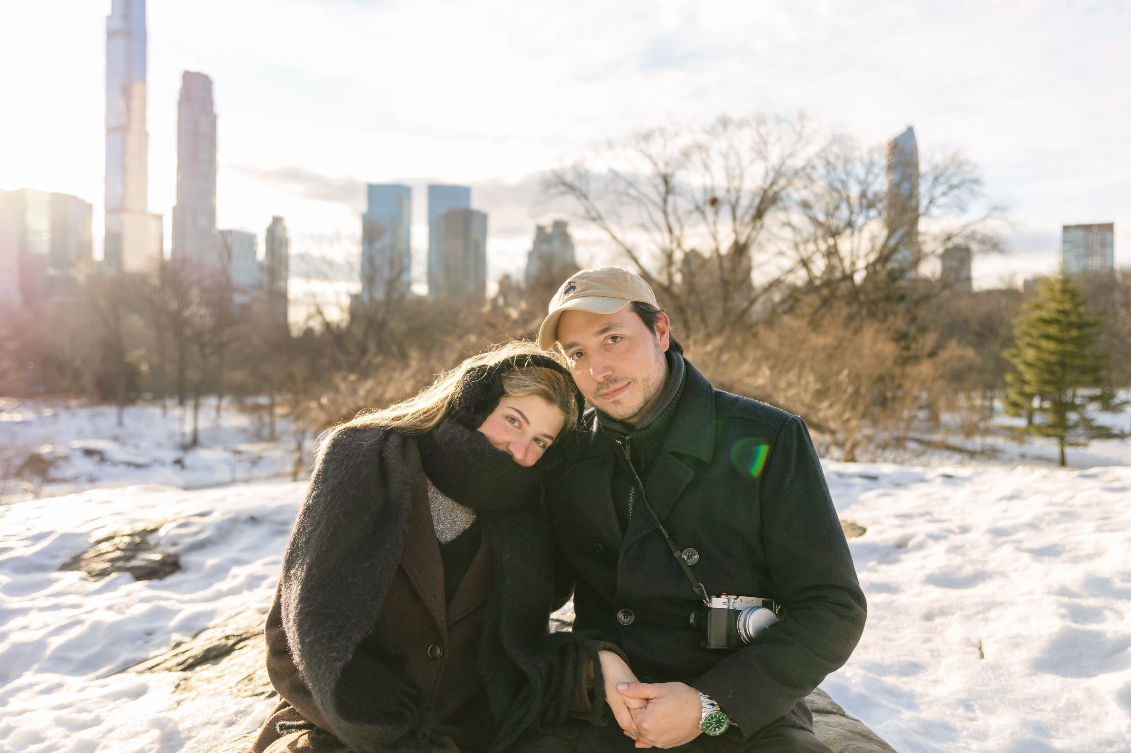 Nati y Sebas juntos en Central Park durante el invierno